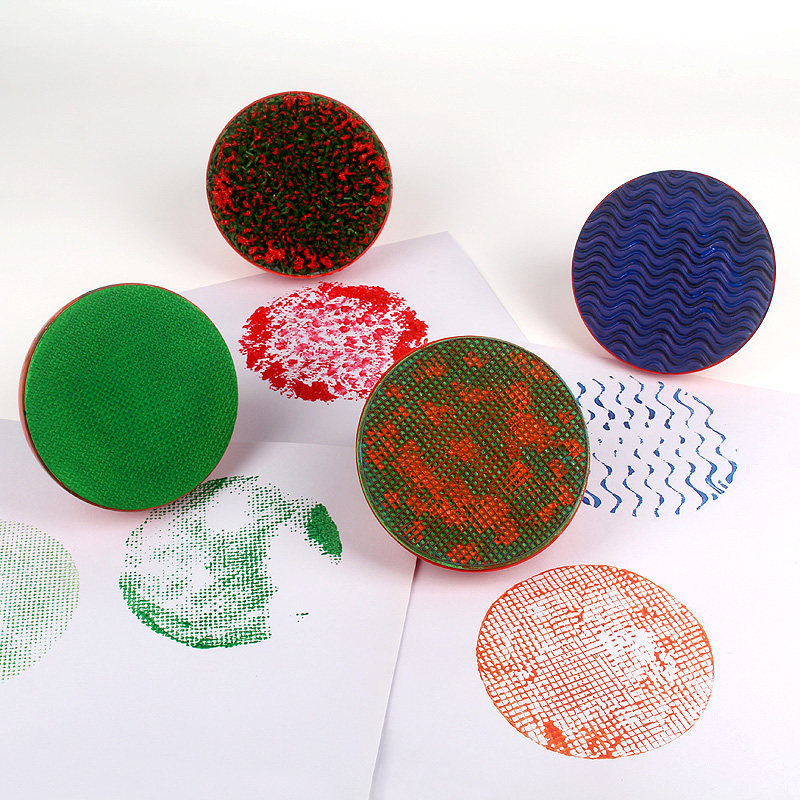 幼儿园儿童创意圆形手掌涂鸦画刷小学生美术绘画异形草地刷波浪刷