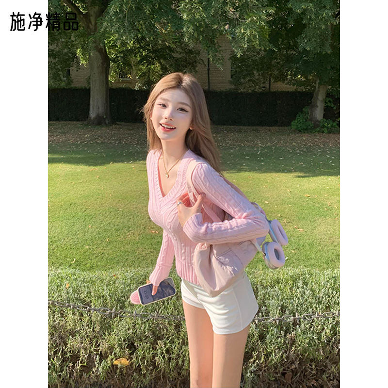 温柔风甜美粉色V领麻花毛衣女秋
