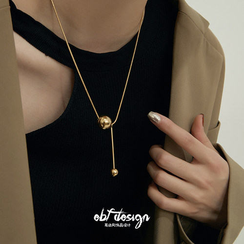 耳边风永恒定律金属圆球毛衣链