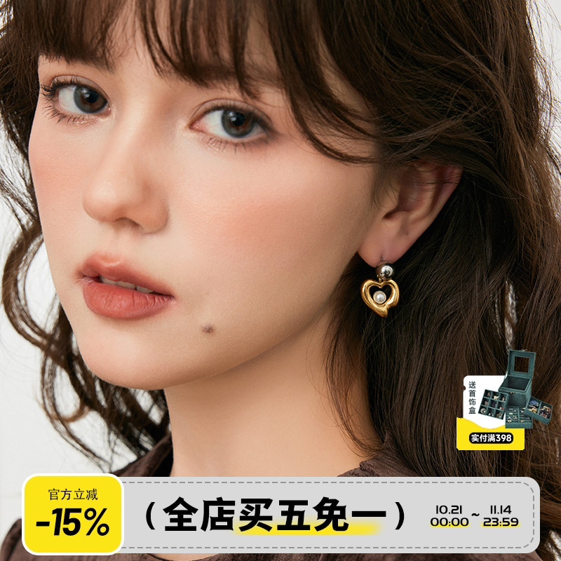 耳边风 未眠心事 金色法式爱心桃心撞色气质高级感金属耳环