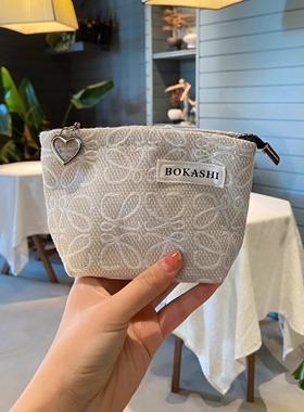 2025新款小清新大容量便携式小化妆包女高级零钱包气垫口红收纳包