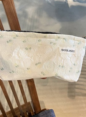 小清新2025新款高级感外出旅行简约大容量便携式化妆包女内胆包