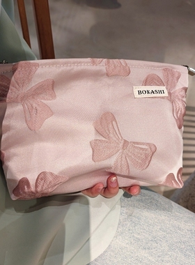 小清新高奢化妆包女便携式大容量2025新款高级感外出旅行收纳包