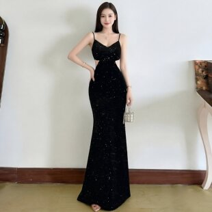 黑色吊带连衣裙新款深V亮片露腰收腰显瘦长款气质鱼尾晚礼服裙女