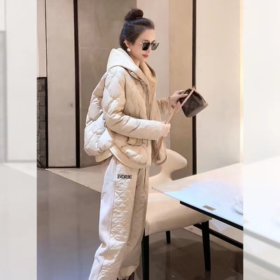 新款亮面假两件拼接棉服女棉衣