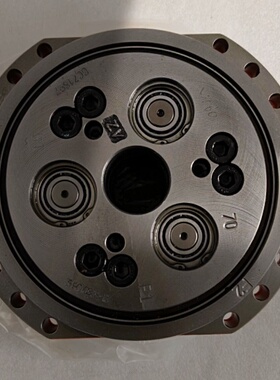 原装ABB齿轮箱3HAC043075-002机器人IRB6700-200/2.6六轴减速机