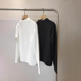 吹爆，T*e Ro*出品！！！極简简约纯色圆领后中缝纯棉长袖T恤女