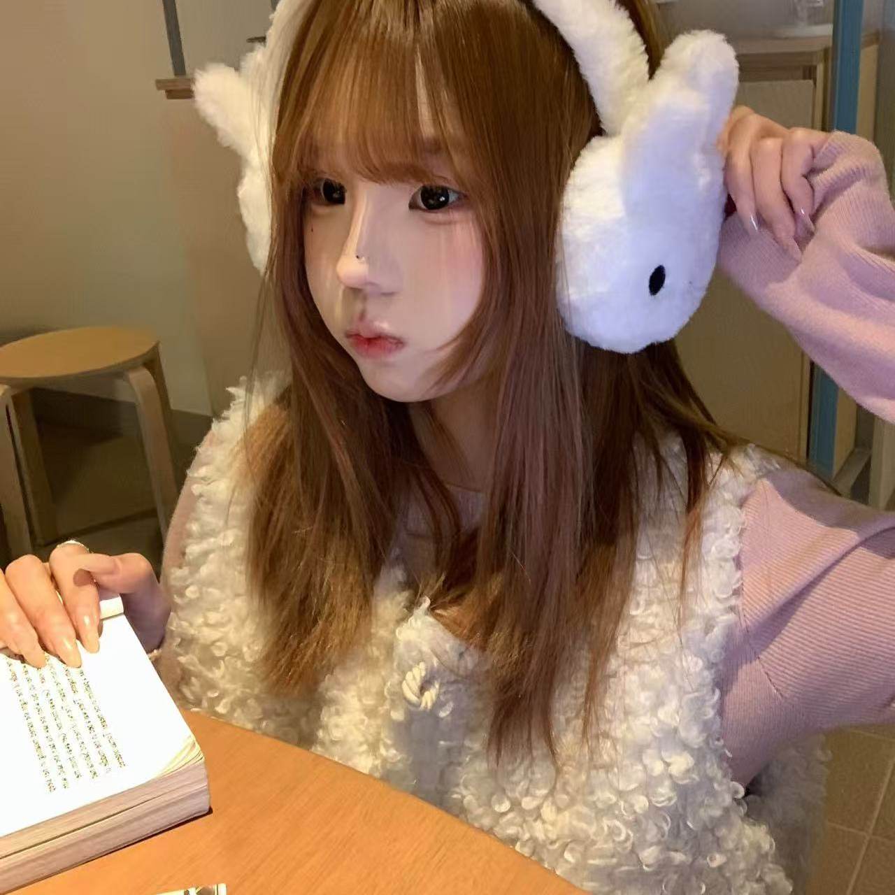 白色米菲兔毛绒耳罩女秋冬季保暖护耳东北旅游防冻耳暖骑行耳捂子