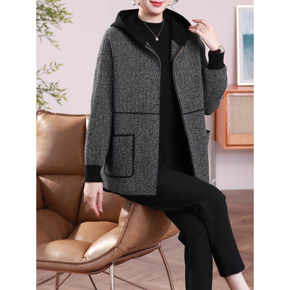 2025秋冬妈妈装加大码毛呢外套胖mm女中老年宽松双面羊绒连帽上衣