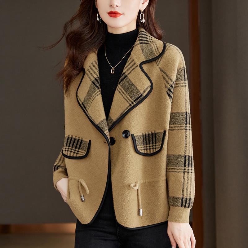 西装外套女2025新款春秋今年流行爆款毛衣中年妈妈春季针织开衫