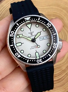 防水37mmNH36机芯自动男表扁平表圈20ATM蓝宝石玻璃华夫饼表带