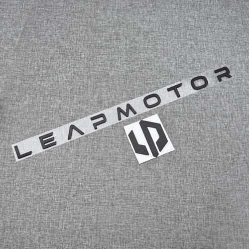 适用于零跑B10B01T03C01C11C10改装黑色机盖前车标LEAPMOTOR字标