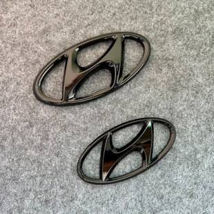 适用于现代名图菲斯塔第七代伊兰特车标改装黑色方向盘标前后车标
