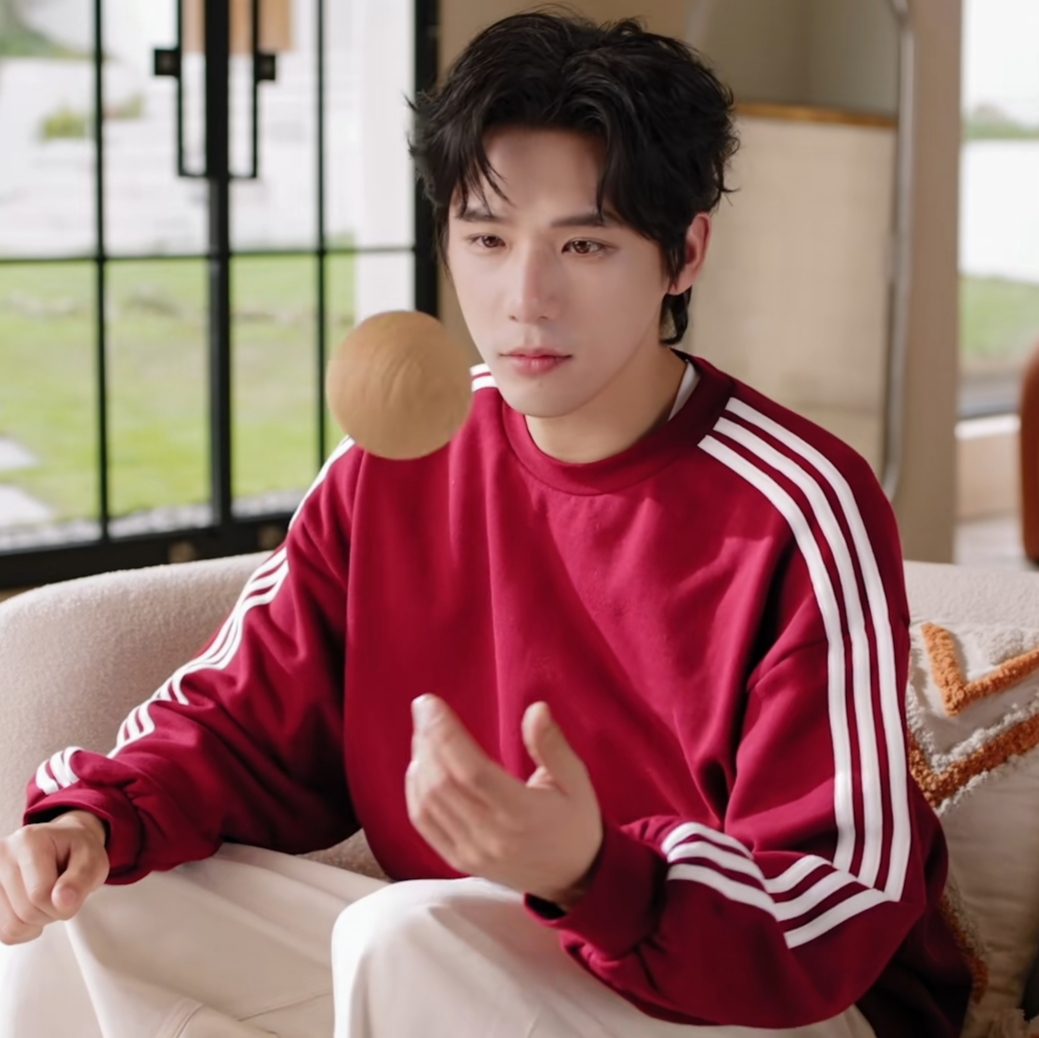 现在就出发2王安宇同款卫衣上衣