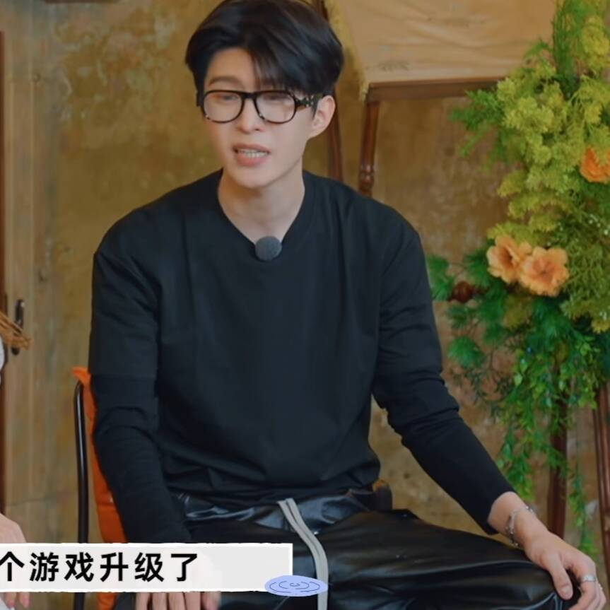 现在就出发3范丞丞同款长袖t恤