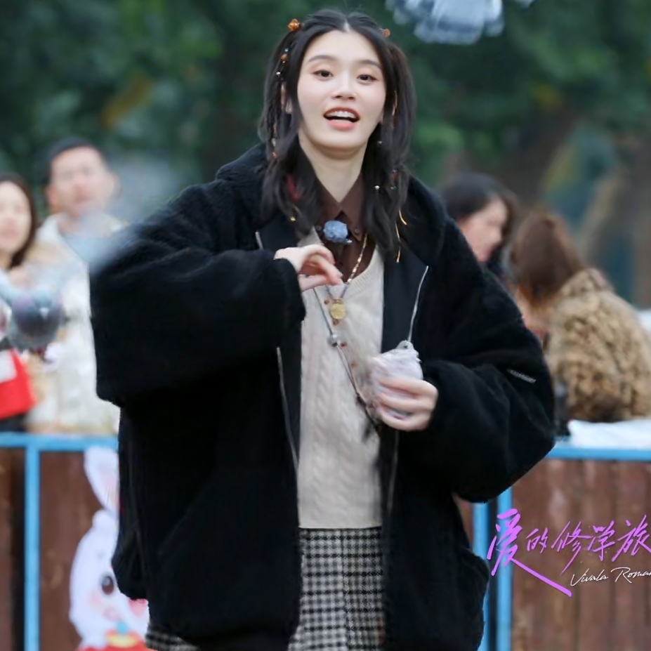 原版爱的修学旅行奚梦瑶同款羊羔毛外套秋冬连帽长袖上衣女衣服潮