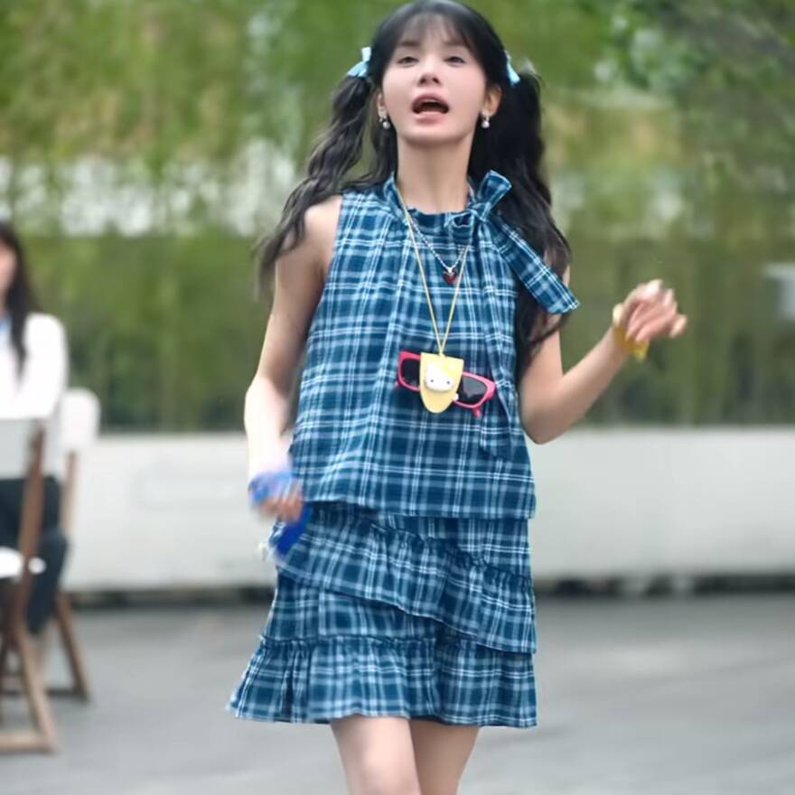 短剧念念有词刘念桑鹿同款连衣裙