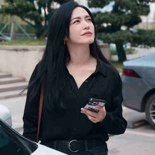 原版以美之名姚晨乔杨同款衬衫上衣春秋翻领长袖黑色衬衣女衣服潮