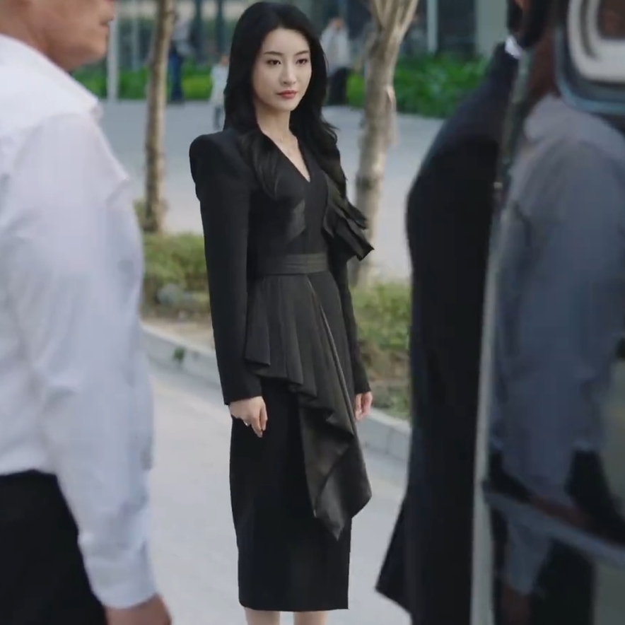 黑色月光林夏薇卓慧云同款连衣裙