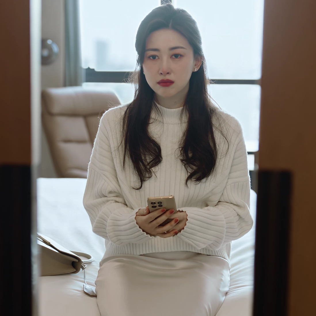 原版蜜语纪朱珠许蜜语同款衣服慵懒圆领麻花羊绒衫女白色宽松套头