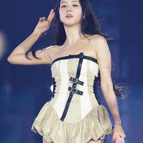 blackpink演唱会金智秀同款裙子