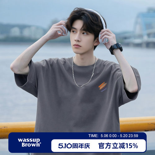 WASSUPBROWN宽松休闲T恤