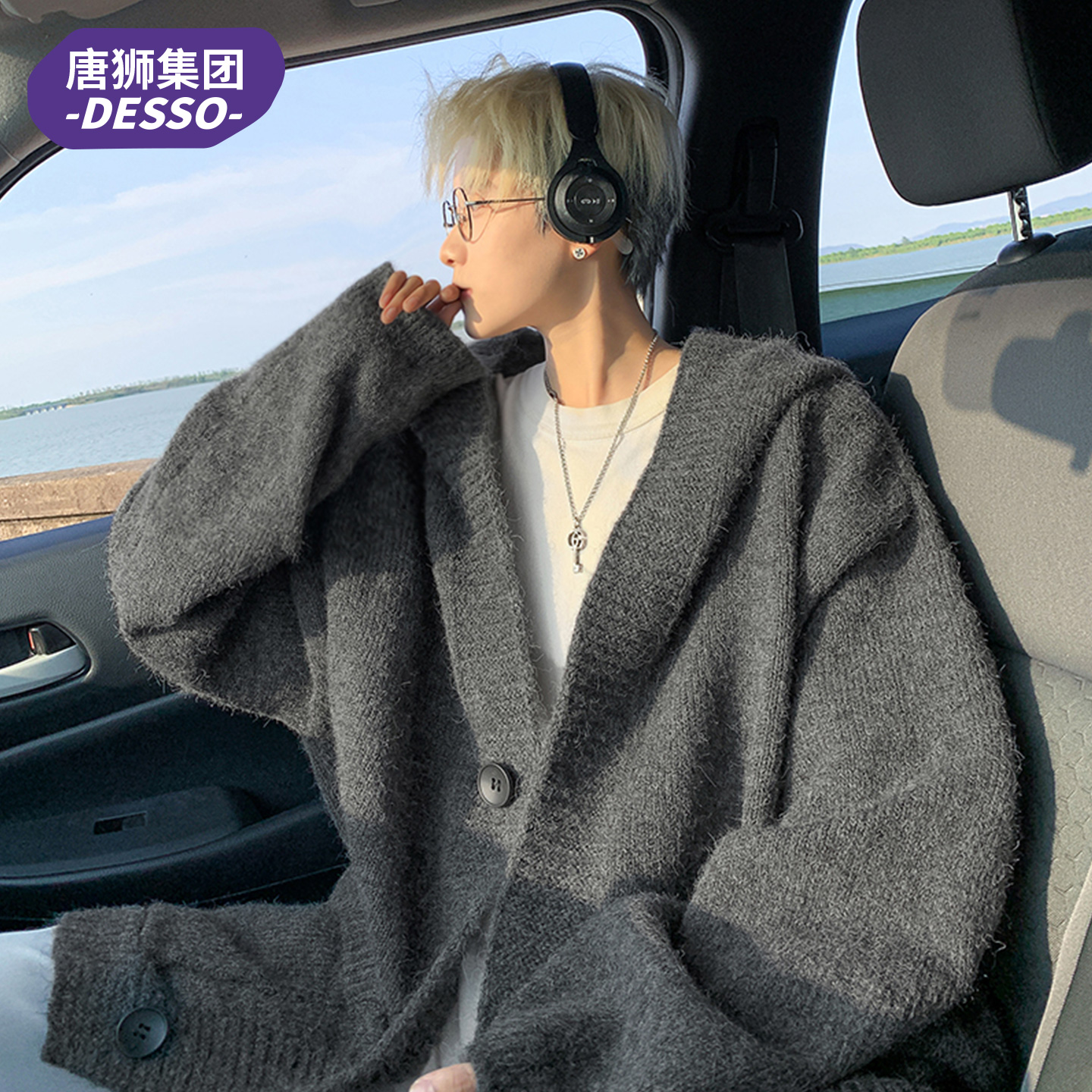 唐狮集团DESSO休闲针织衫