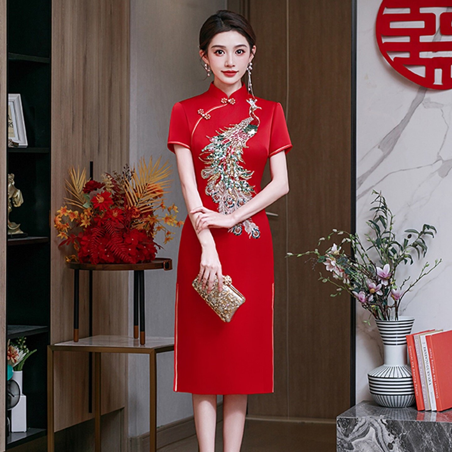 红色刺绣凤凰改良旗袍婚礼敬酒服