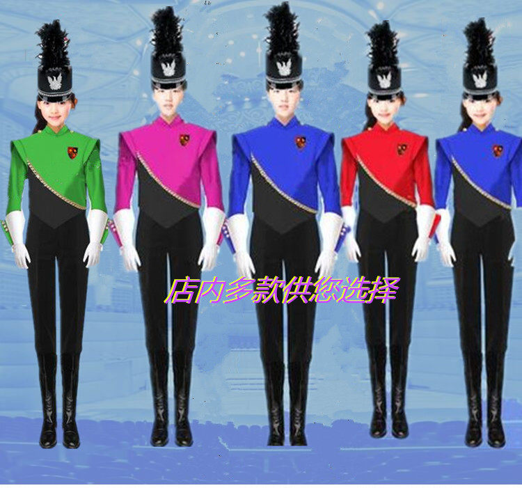 队服中小学生升旗手服装