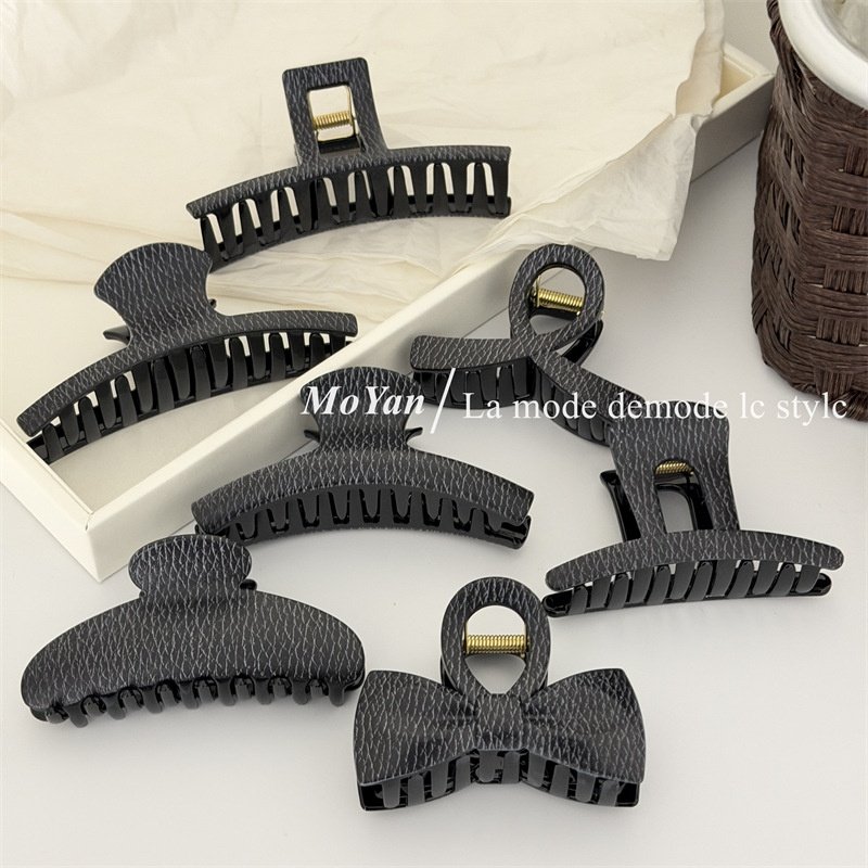 韩版简约黑纹理几何PC抓夹后脑勺盘发发抓高级感百搭鲨鱼夹女发夹,饰品/流行首饰/时尚饰品新,民族风发饰,淘宝优惠券,粉丝福利购,淘宝优惠卷