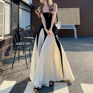 春夏设计感小众长裙子 黑白拼接吊带连衣裙女2025新款 浮雕山茶