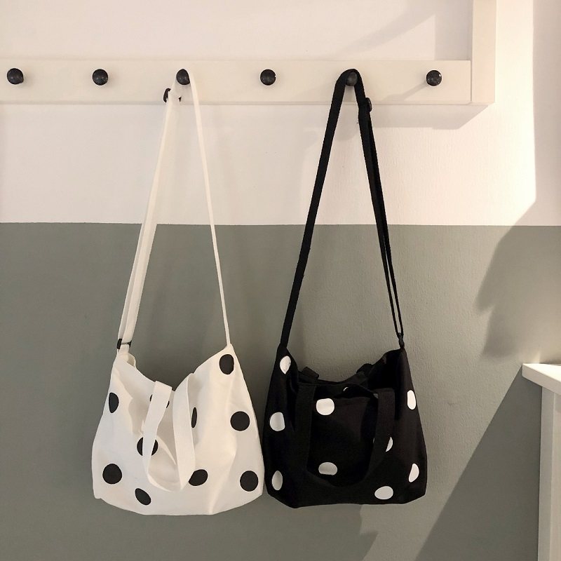 新款韩版ins超火波点帆布单肩斜挎小包女百搭学生小清新森系chic