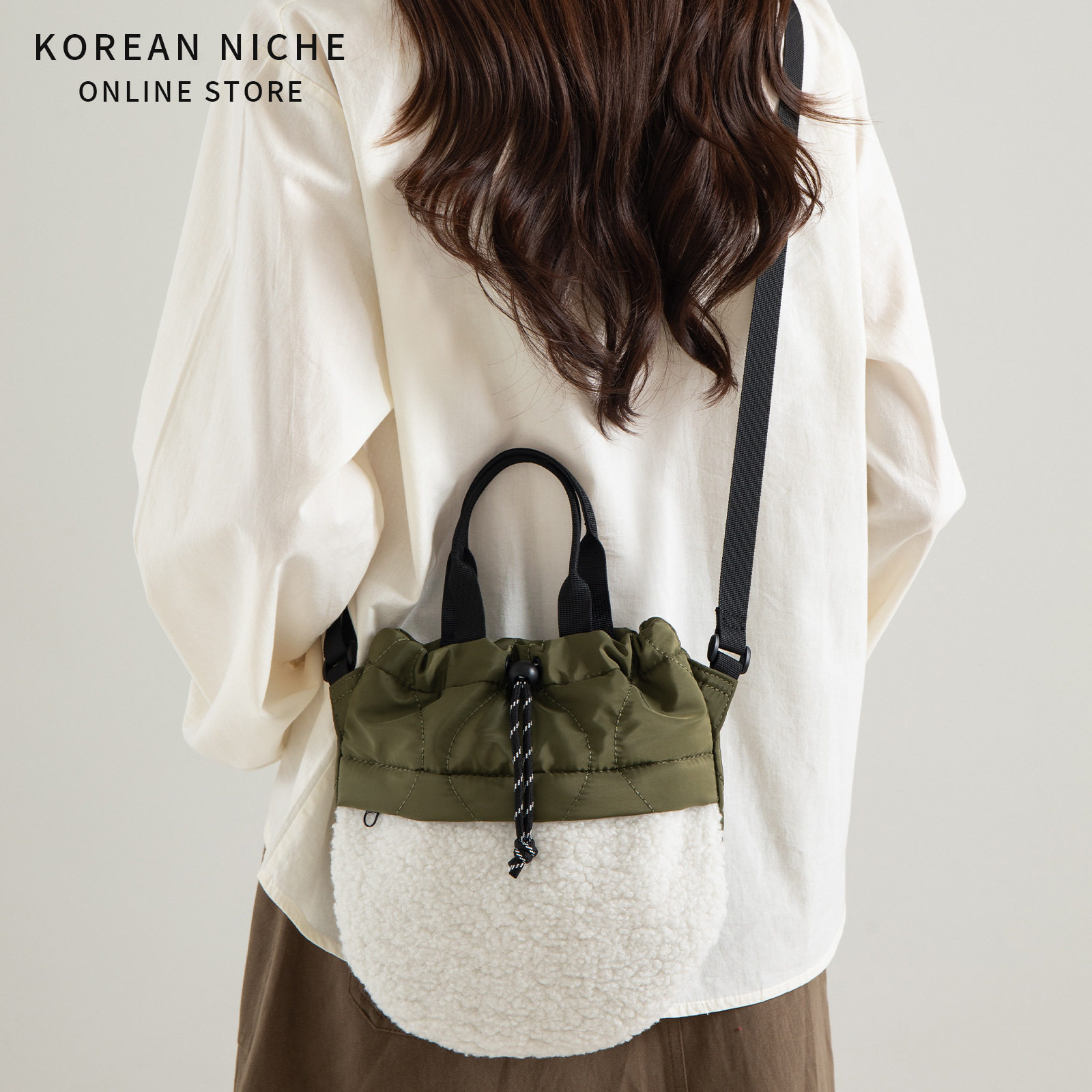 C版小众设计尼龙拼接水桶包女新款感个性百搭时髦手提单肩,箱包皮具/热销女包/男包,水桶包,淘宝优惠券,粉丝福利购,淘宝优惠卷