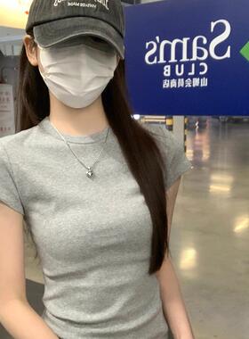 美式辣妹灰色修身圆领正肩短袖t恤女夏季纯色小个子miu系紧身上衣