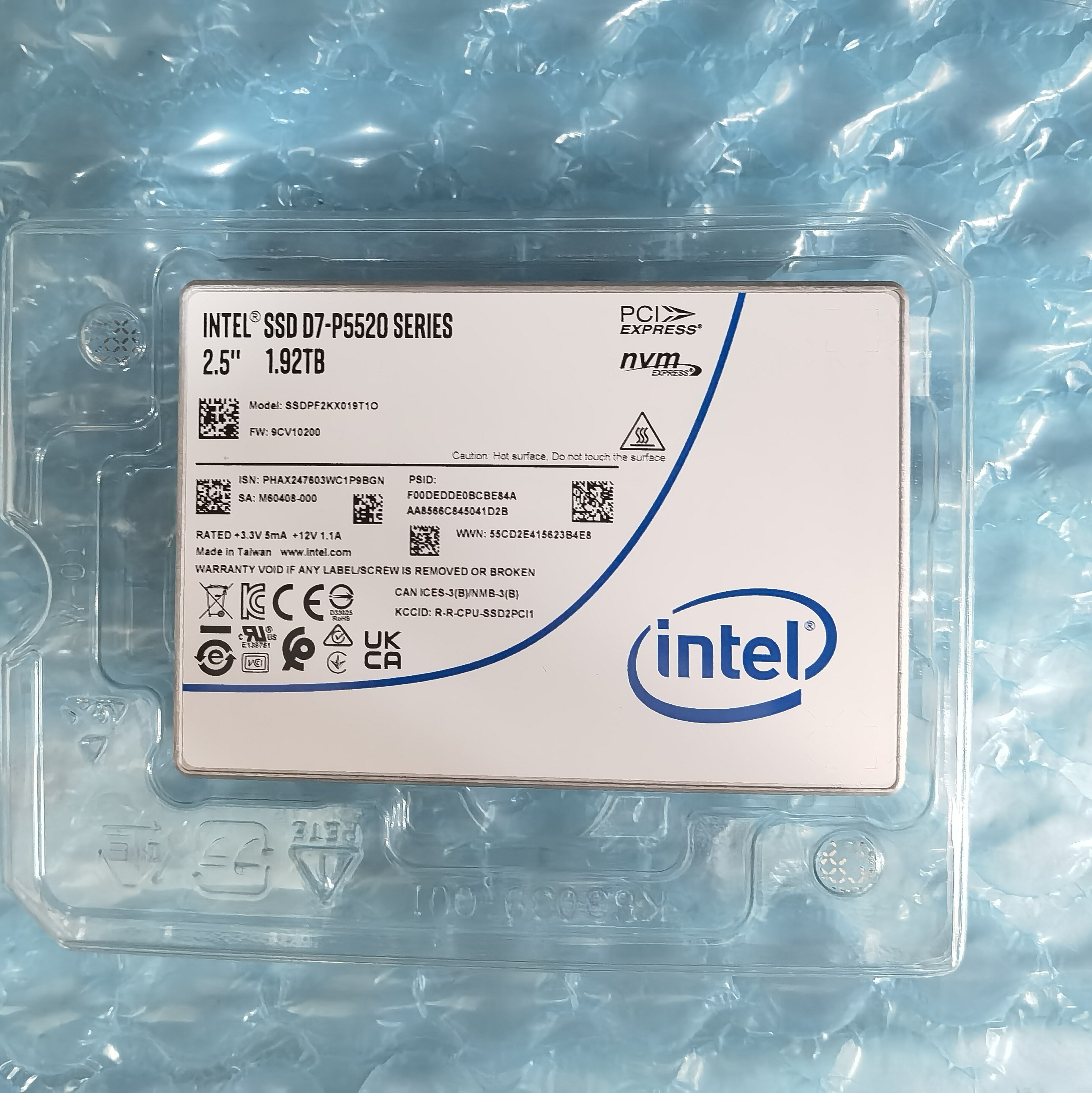 英特尔P5520 1.92T全新正品 SSDPF2KX019T1O 企业级 u2 固态硬盘