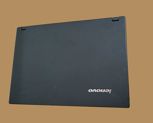 联想E49 14寸双核笔记本P-B960 CPU 4G 320G HD 64M  9.5成新