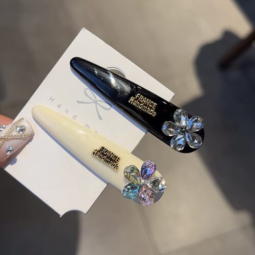 韩系轻奢花朵发夹前额刘海夹懒人甜美边夹气质发卡鸭嘴夹字母头饰