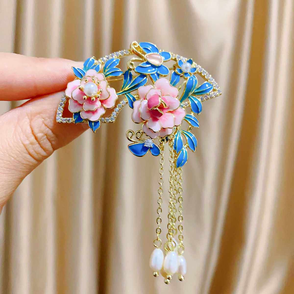 中国风古风绢花牡丹胸针珐琅彩步摇流苏胸花配饰国潮旗袍汉服花