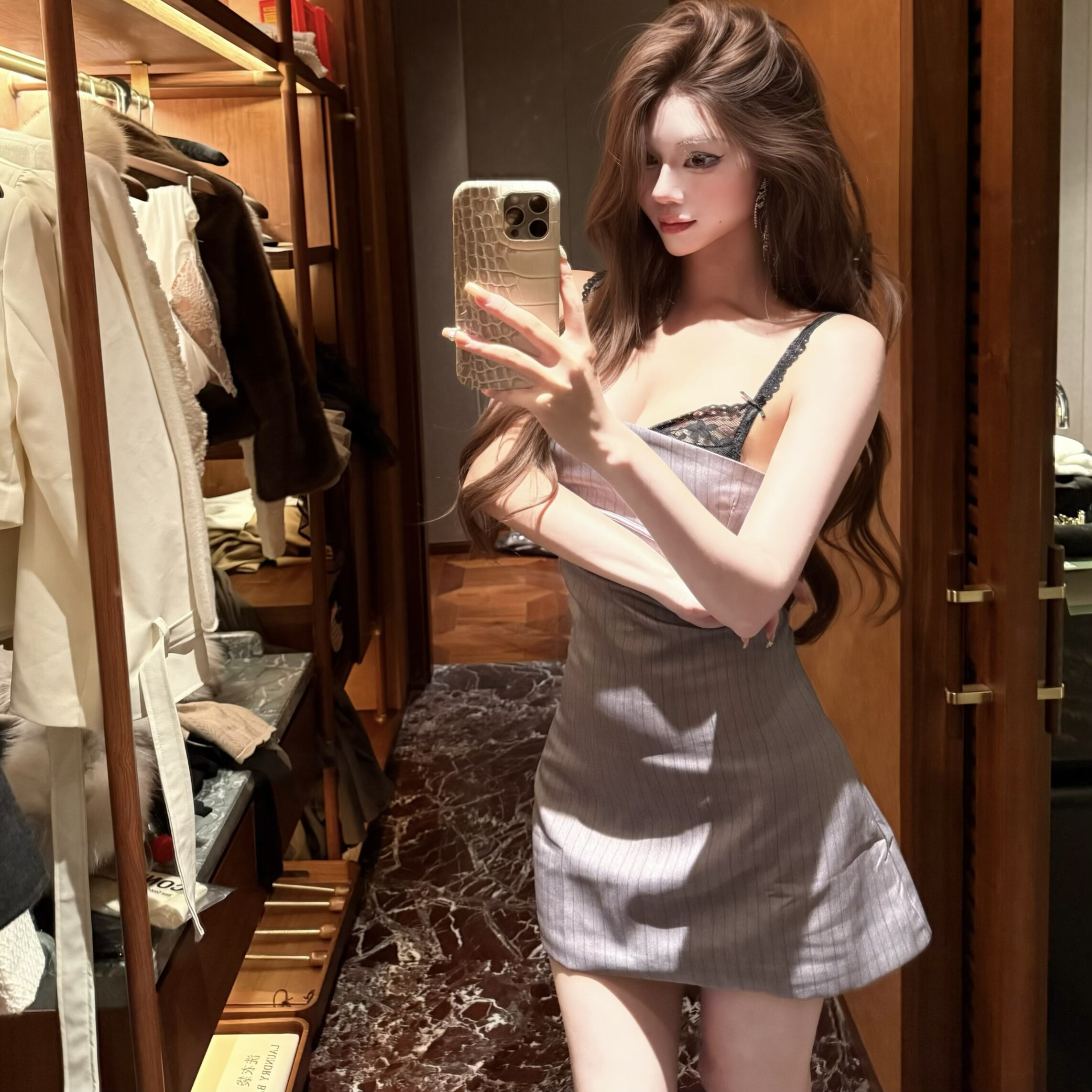 Jinelle灰色露背西服纹理A字裙