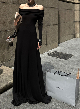 Fanptntox 一字肩长袖连衣裙女秋季新款修身显瘦气质长裙针织裙子