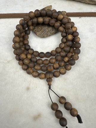 奇楠沉香老料9mm圆珠多圈42克+花果蜜香甜凉感十足