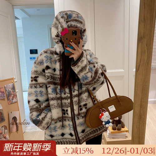 费尔岛100%真羊羔毛皮毛一体外套