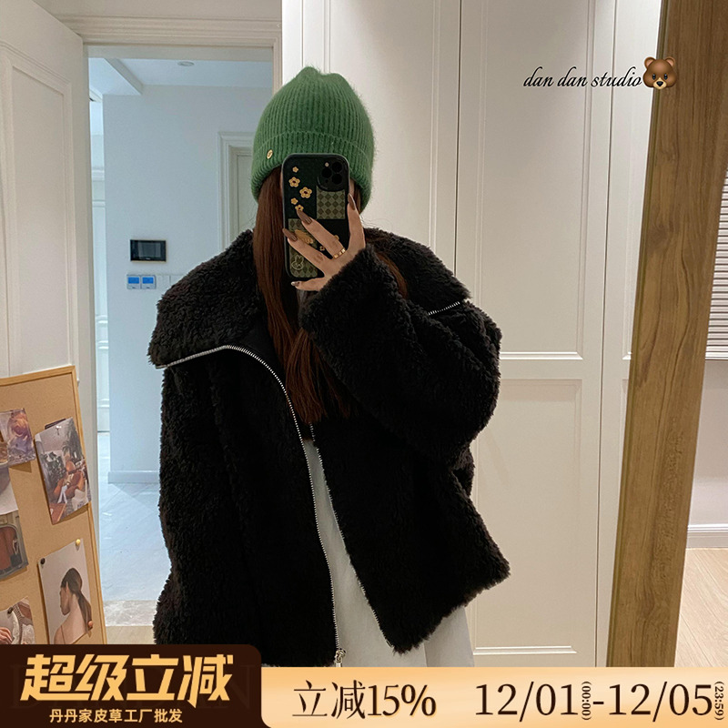 羊羔毛皮毛一体大翻领皮草外套女