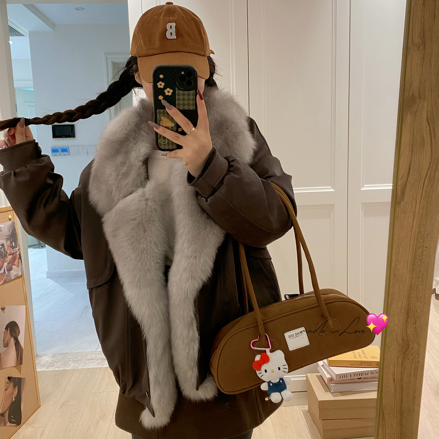 梦湖镜!麂皮绒狐狸毛西装领鹅绒羽绒服2025新款皮草毛毛外套女冬