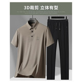 卡其色