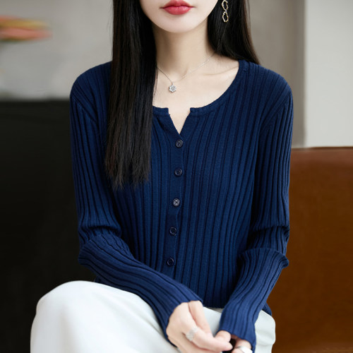 撤柜撤标(A)V领坑条针织开衫外套女春秋外搭洋气大码女装上衣