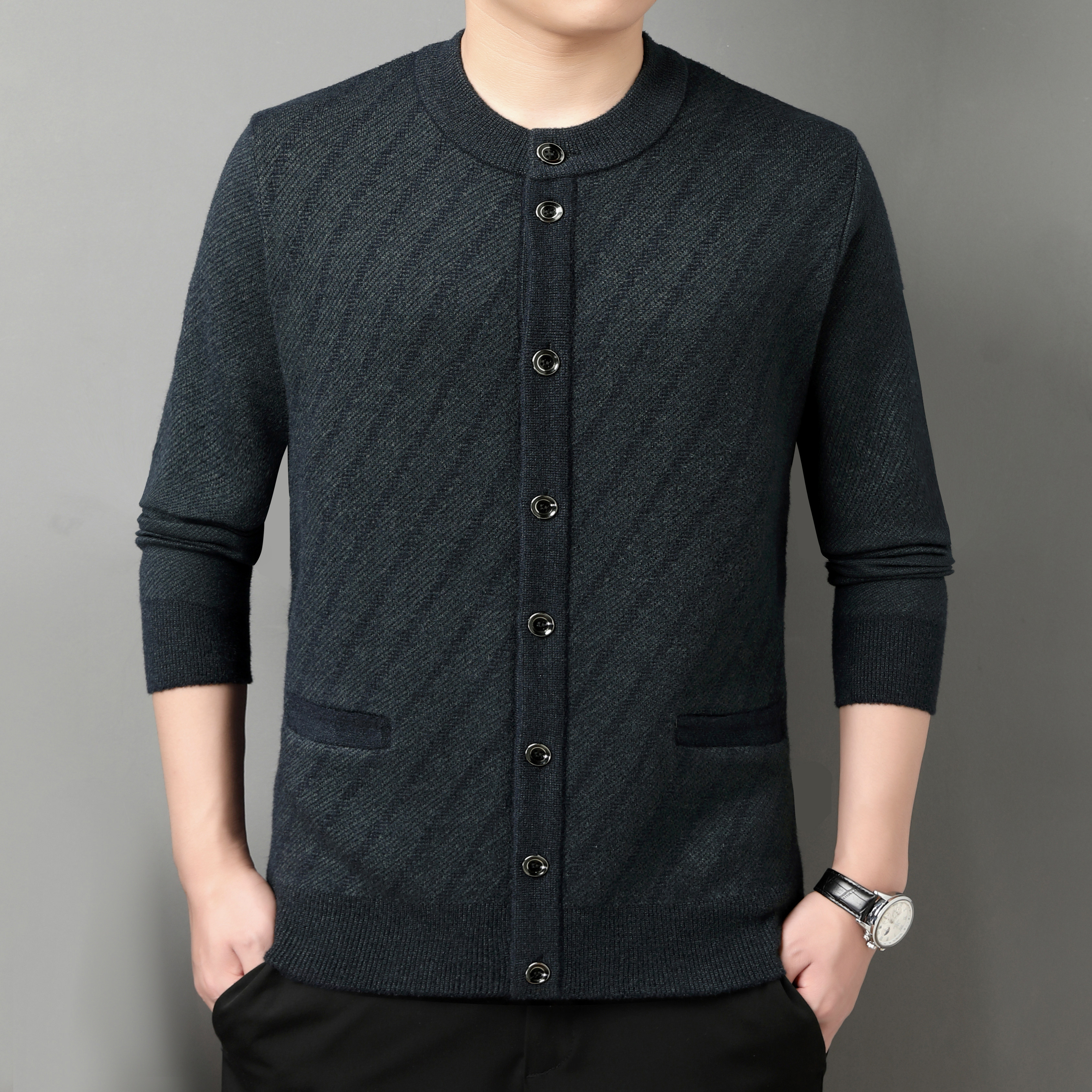 撤标撤柜(C)秋冬男士质感百搭斜纹提花双口袋设计圆领针织开衫