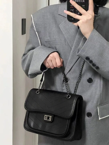 Сумка через плечо, сумка на одно плечо, модная универсальная цепь, в стиле Шанель, коллекция 2023, изысканный стиль, в западном стиле, на цепочке