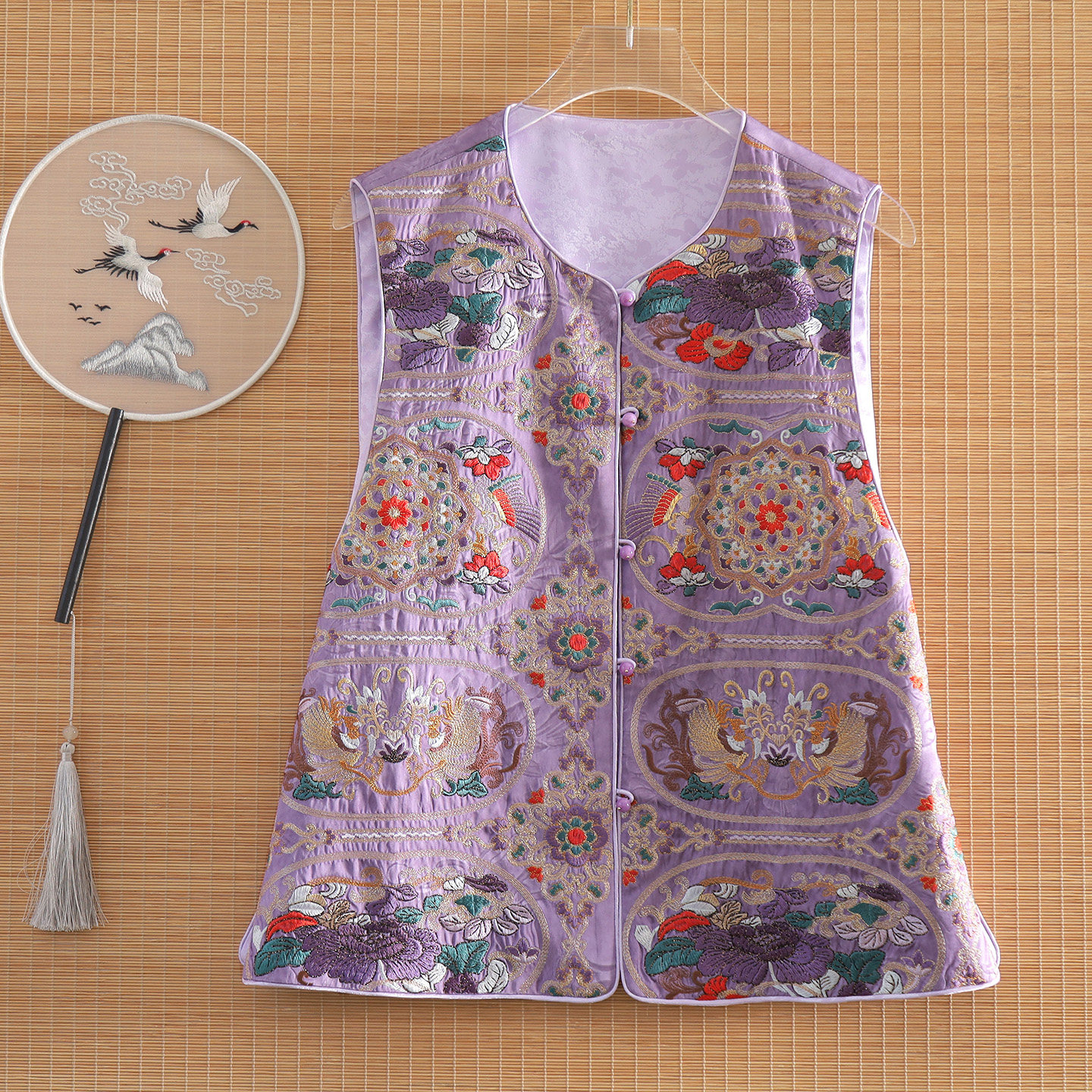 美伦紫绶云纹提花刺绣马甲女2025新中式春秋重工刺绣牡丹国风外套
