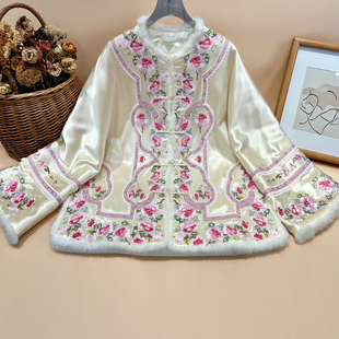 美伦醋酸刺绣夹棉外套女中式冬季保暖国风高贵气质宴会显瘦妈妈装